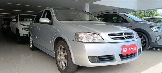 CHEVROLET ASTRA 2.0 MPFI ADVANTAGE 8V FLEX 4P MANUAL